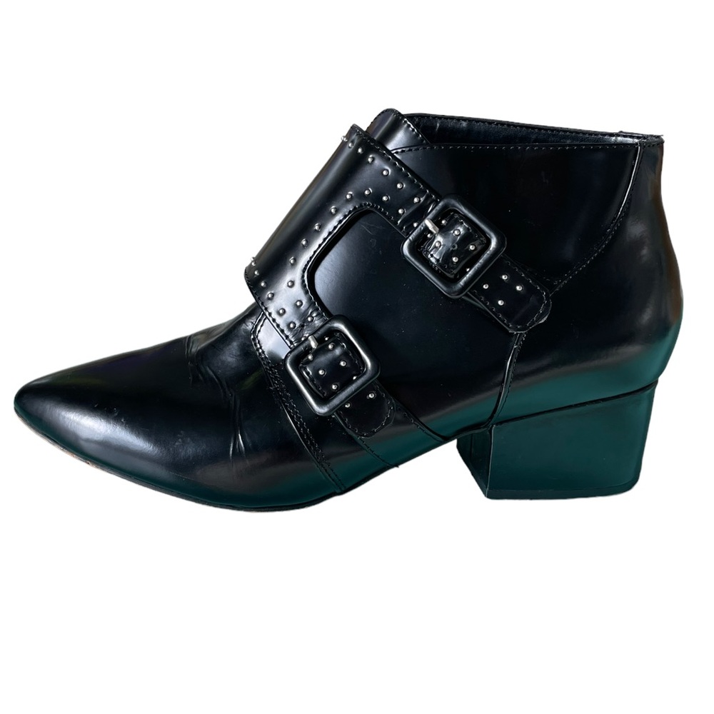 Black buckled French‎ Connection boots size 7.5